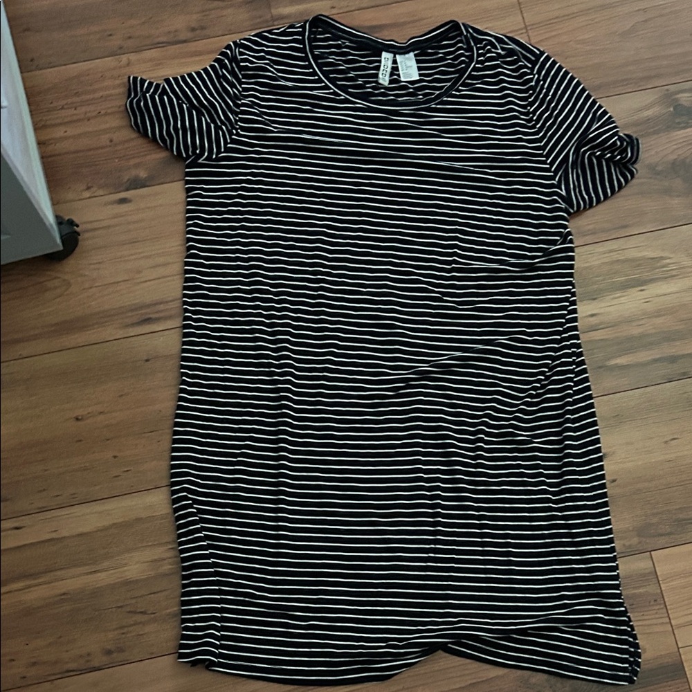 H&M Divided Navy and White Striped T shirt Dress